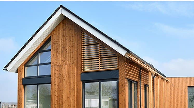Prefab woning op een ruime kavel met toegang voor montage